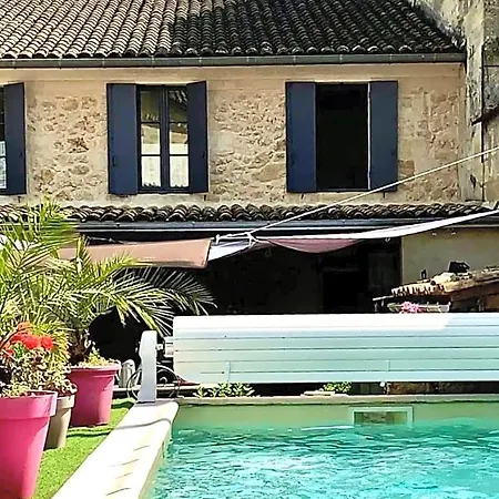 La Maison Du Bourg Proche St Emilion 3* Puisseguin