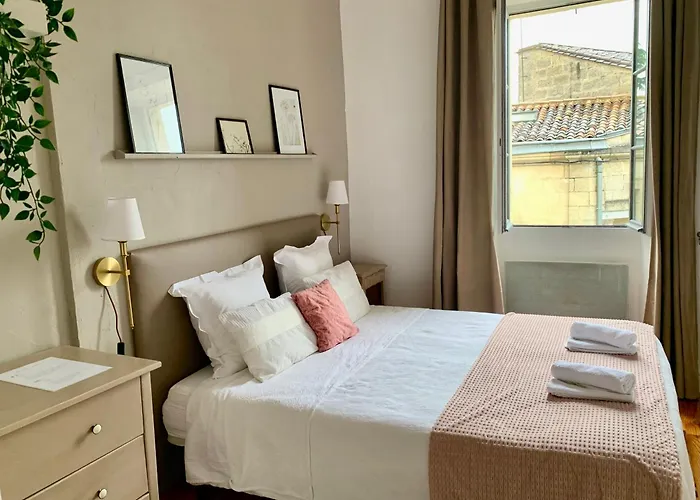 La Maison Du Bourg Proche St Emilion Puisseguin